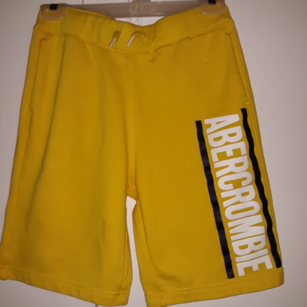 Boy Abercrombie and Fitch shorts 13-14